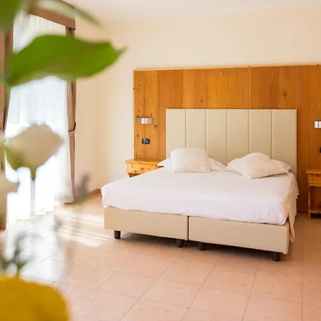 Agritur Eden Marone Farm stay